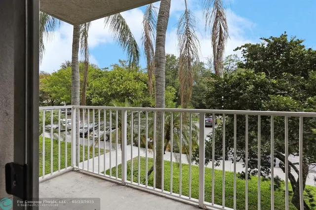 $275,000 | 5051 Wiles Road, Unit 201, Coconut Creek, FL 33073