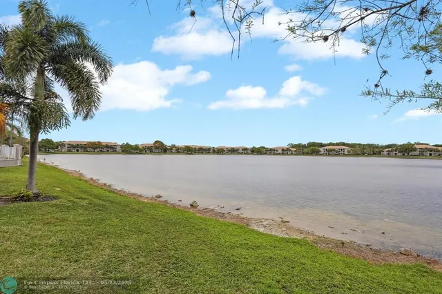 $275,000 | 5051 Wiles Road, Unit 201, Coconut Creek, FL 33073