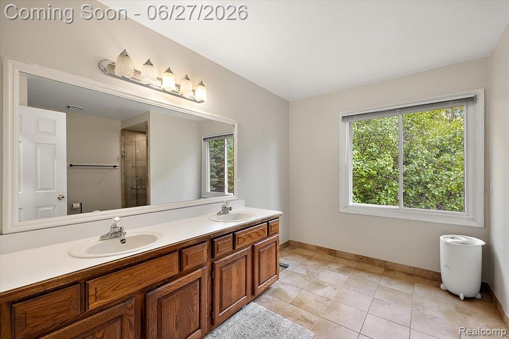 4193 Oak Tree Circle Rochester, MI 48306 - Photo 35 of 72