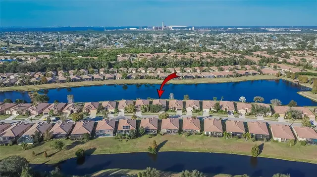 $450,000 | 331 Cedar Falls Drive, Apollo Beach, FL 33572