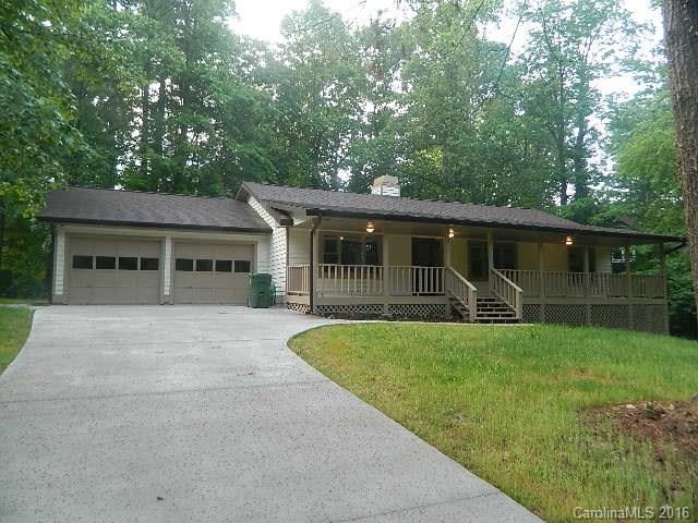 7 Greenleaf Road Fletcher, NC 28732 - Photo 3 of 9 a front view of house with yard patio and green space