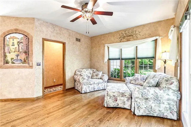 $575,000 | 402 Woodland Drive, New Wilmington, PA 16142