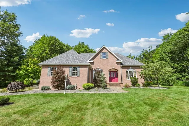 $575,000 | 402 Woodland Drive, New Wilmington, PA 16142