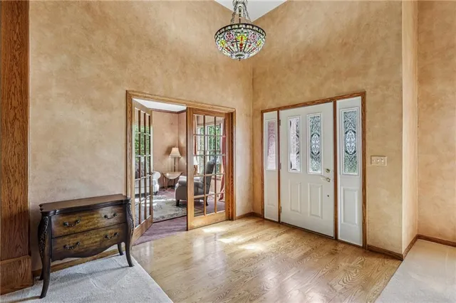 $575,000 | 402 Woodland Drive, New Wilmington, PA 16142