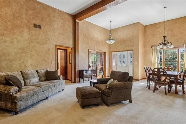 $575,000 | 402 Woodland Drive, New Wilmington, PA 16142