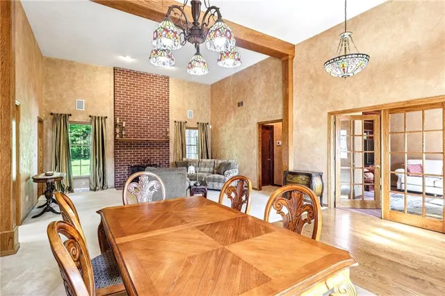 $575,000 | 402 Woodland Drive, New Wilmington, PA 16142