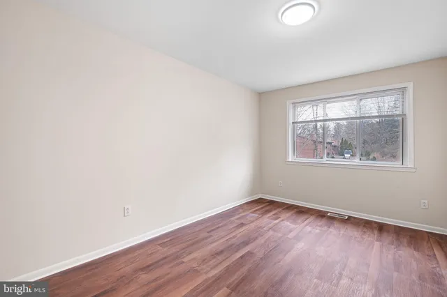 $2,650 | 5533 Doral Drive, Wilmington, DE 19808