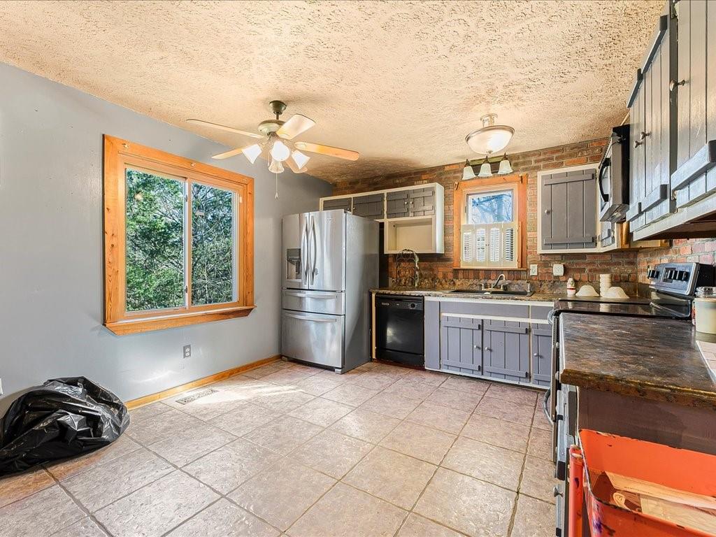 345 Sugar Hollow Road Chatsworth, GA 30705 - Photo 8 of 52