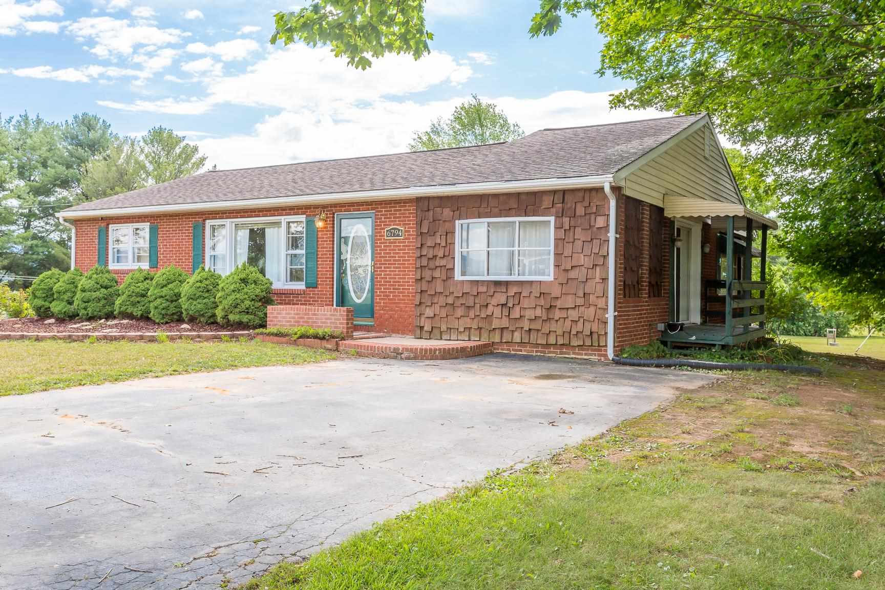 6794 East Point Road Elkton, VA 22827 - Photo 1 of 47 Gallery Image 1
