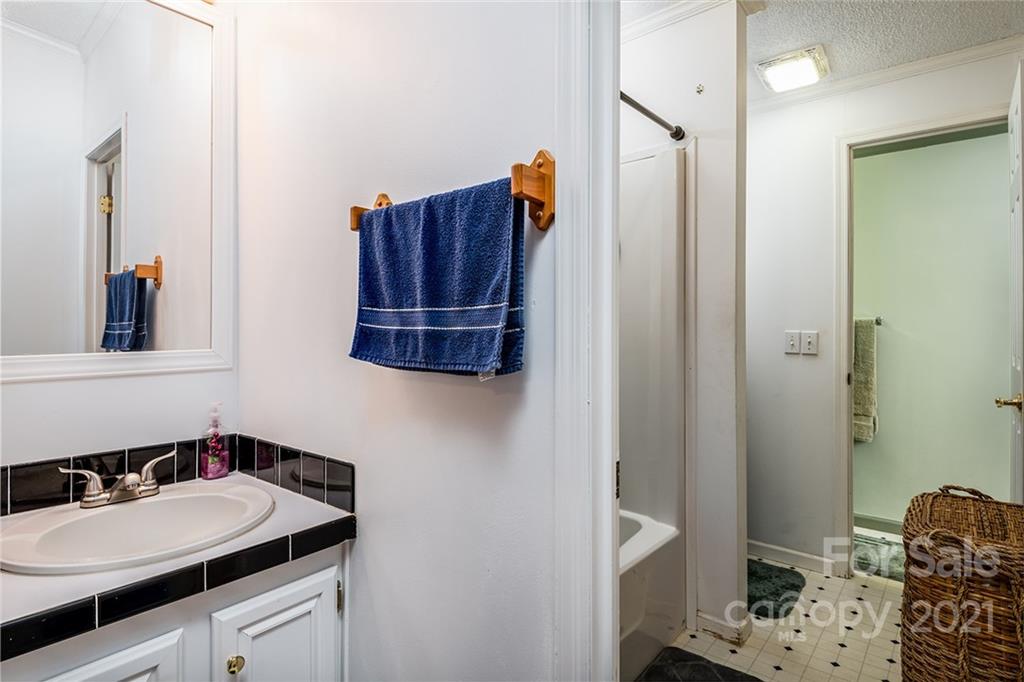 6304 Dysartsville Road Morganton, NC 28655 - Photo 21 of 39 Gallery Image 21