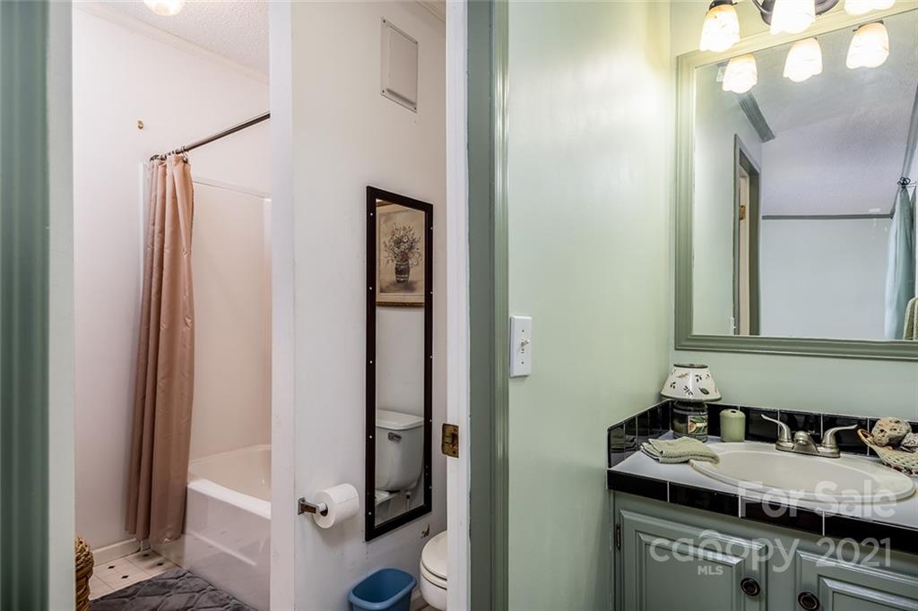 6304 Dysartsville Road Morganton, NC 28655 - Photo 22 of 39 Gallery Image 22