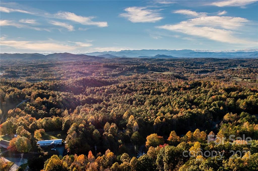 6304 Dysartsville Road Morganton, NC 28655 - Photo 4 of 39 Gallery Image 4