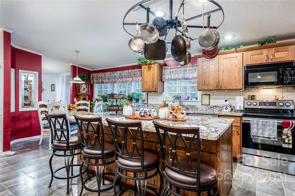 6304 Dysartsville Road Morganton, NC 28655 - Photo 8 of 39 Gallery Image 8