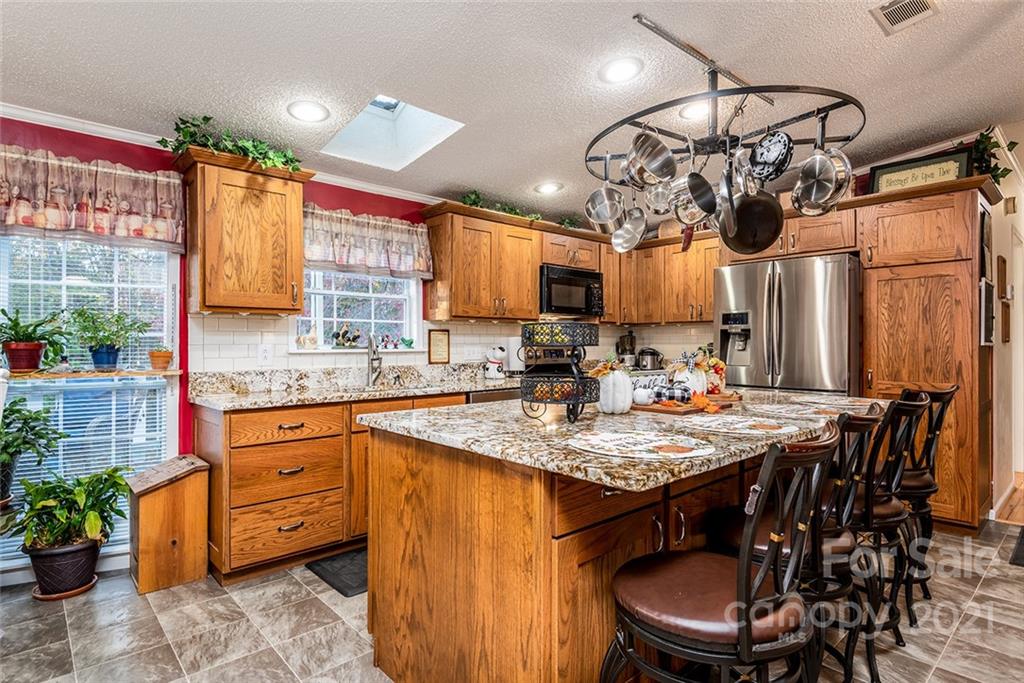 6304 Dysartsville Road Morganton, NC 28655 - Photo 9 of 39 Gallery Image 9
