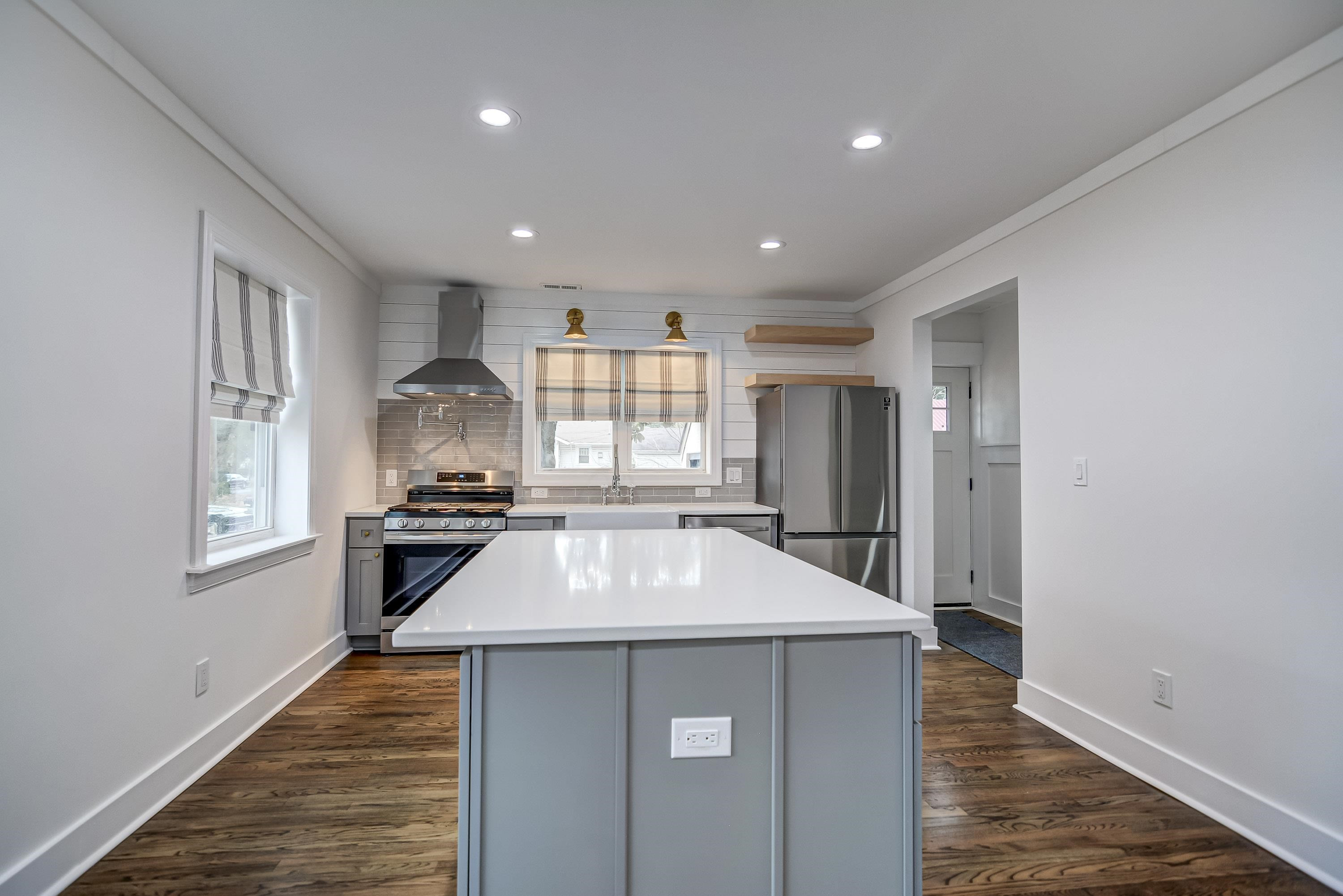 2703 North Roxboro Street Durham, NC 27704 - Photo 12 of 32 Photo 12