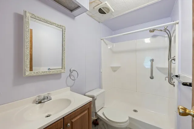 $169,900 | 6 2nd Street, Brookfield, MA 01506