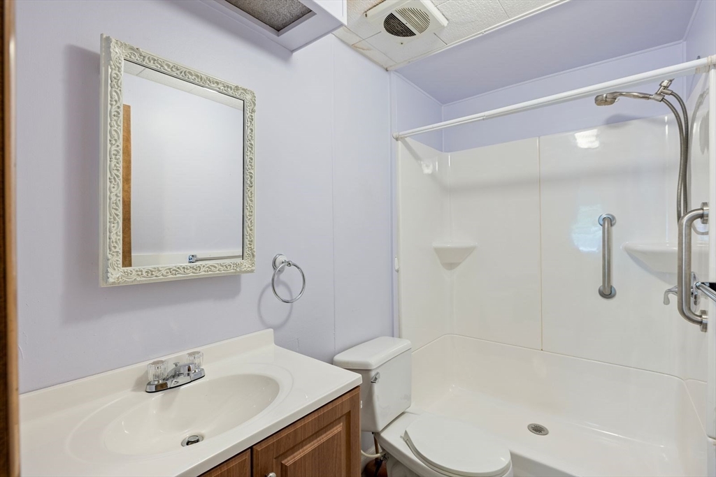 6 2nd Street Brookfield, MA 01506 - Photo 17 of 22