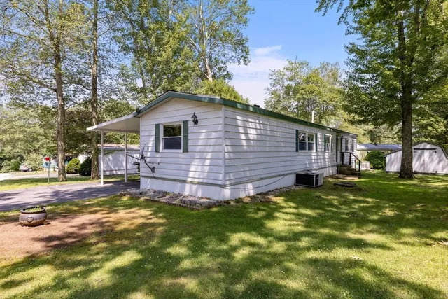 $169,900 | 6 2nd Street, Brookfield, MA 01506