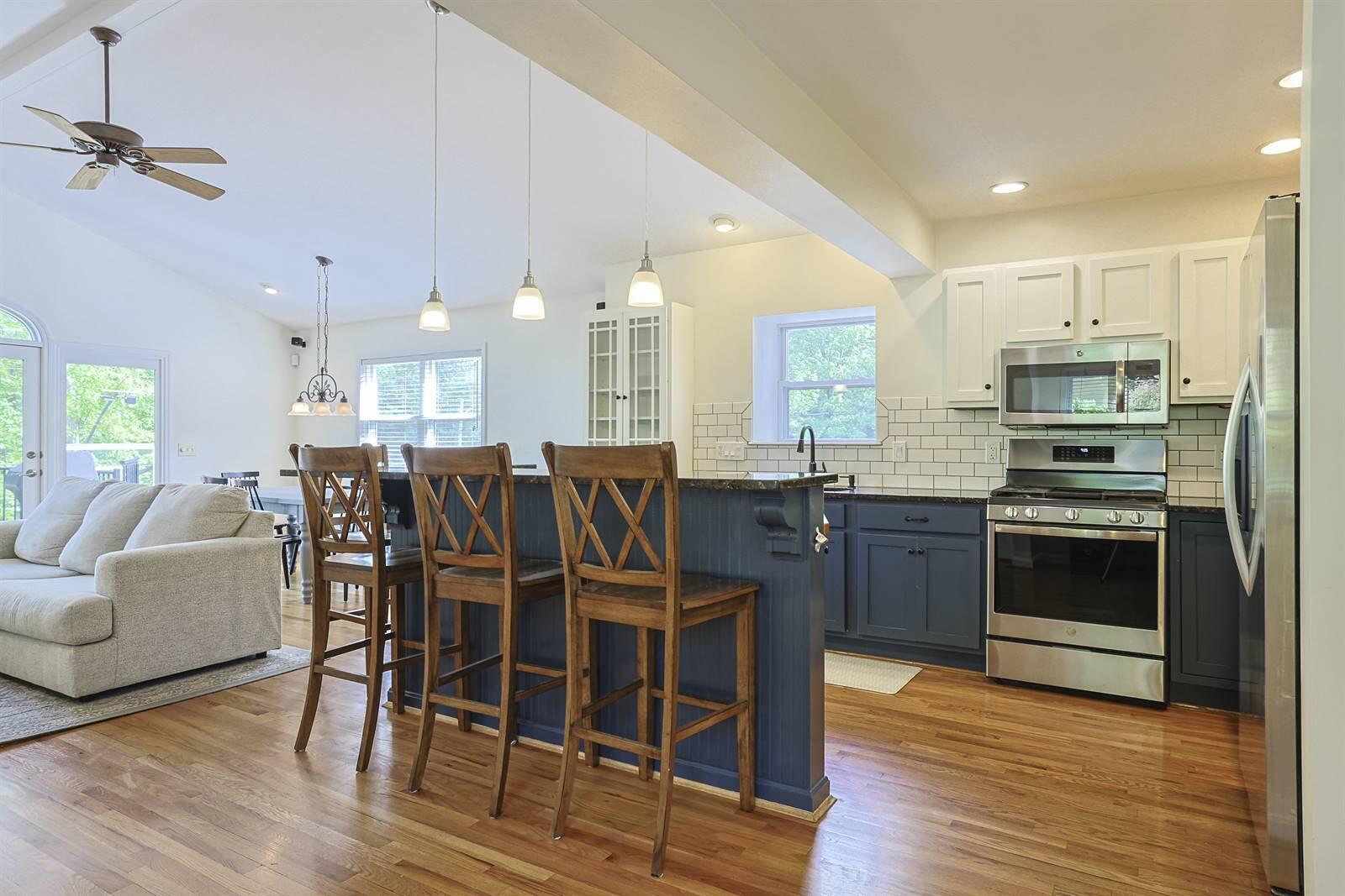 1067 Lawton Road Covington, KY 41011 - Photo 5 of 48