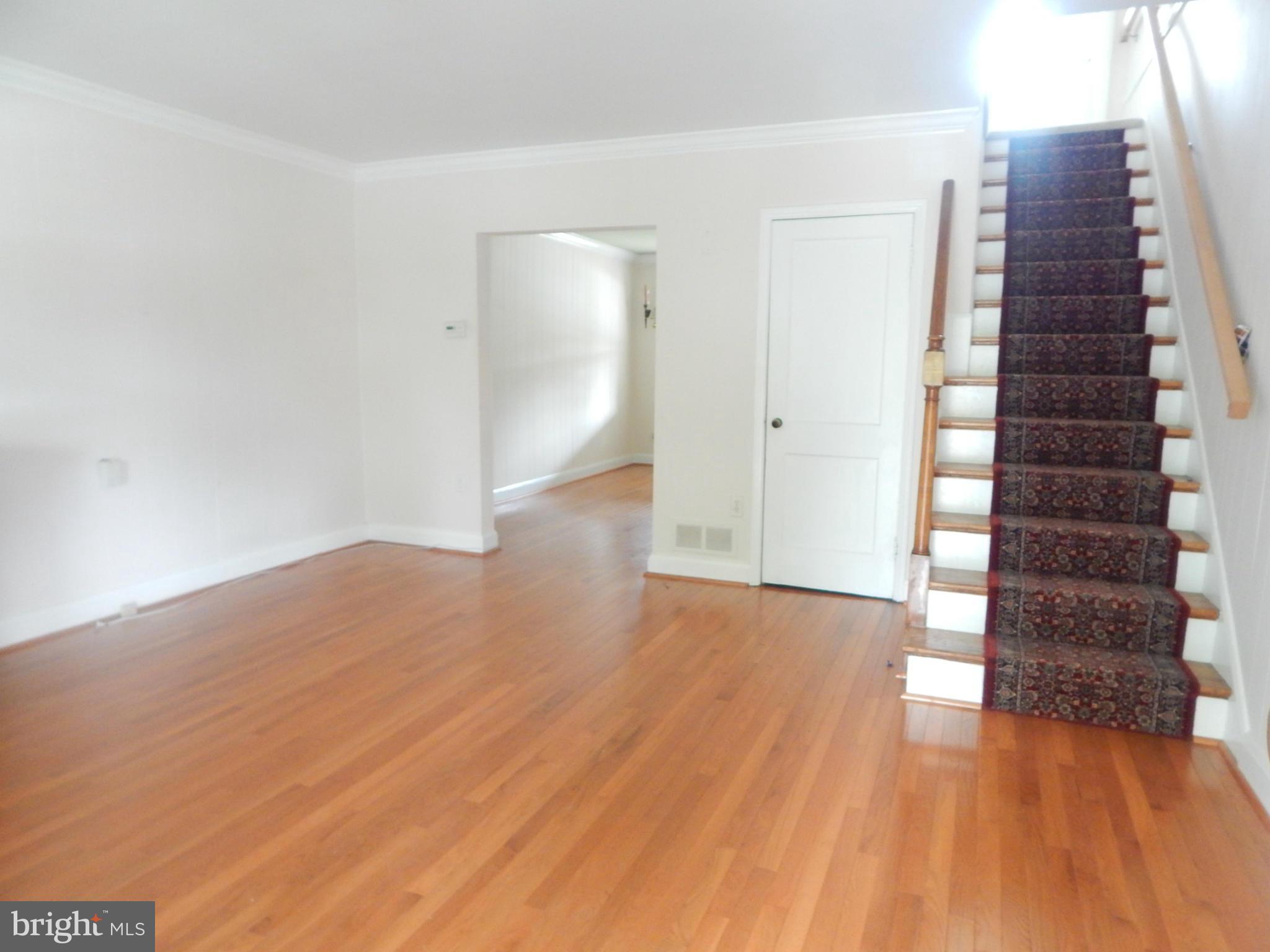78 South Hawthorne Road Baltimore, MD 21220 - Photo 5 of 17 Interior (General)