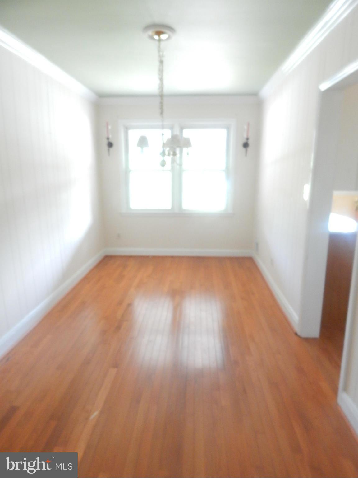 78 South Hawthorne Road Baltimore, MD 21220 - Photo 7 of 17 Dining Room