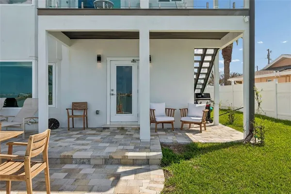 $2,900,000 | 478 Harbor Drive North, Indian Rocks Beach, FL 33785