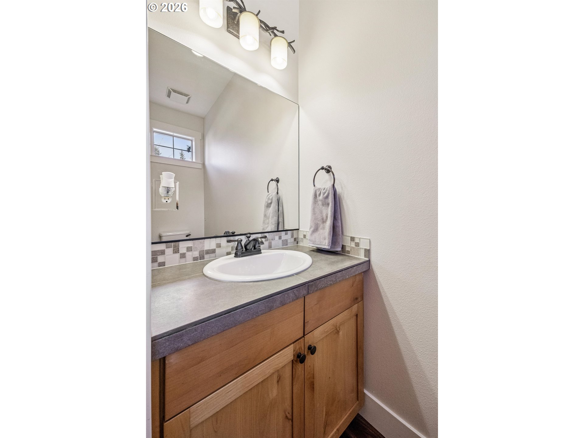 19677 Southwest Blackbear Court Beaverton, OR 97006 - Photo 21 of 38