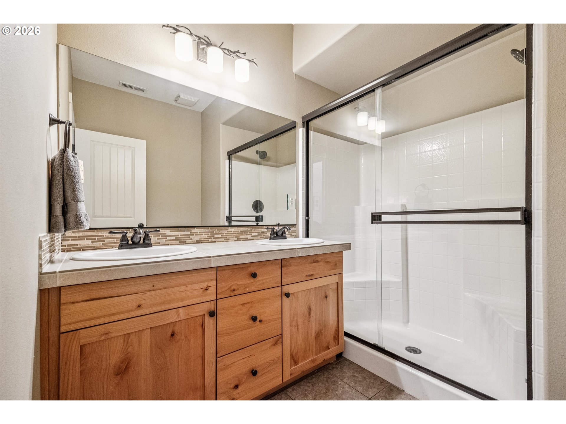 19677 Southwest Blackbear Court Beaverton, OR 97006 - Photo 24 of 38