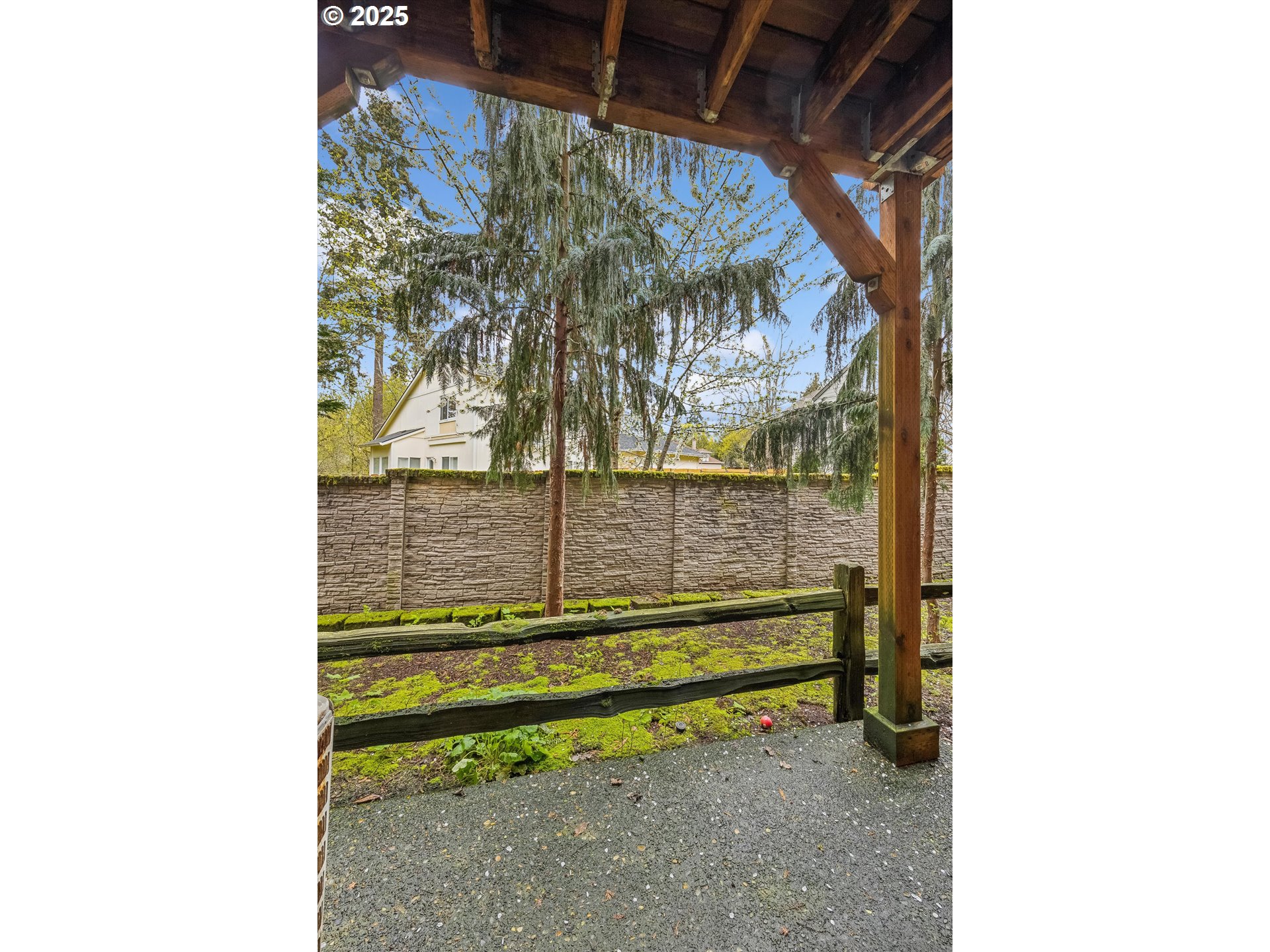 19677 Southwest Blackbear Court Beaverton, OR 97006 - Photo 34 of 38 Patio