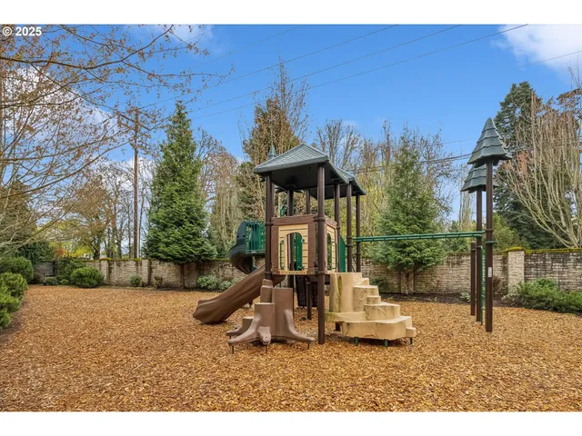 $389,900 | 19677 Southwest Blackbear Court, Beaverton, OR 97006