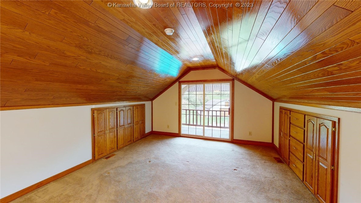 4131 Green Valley Road Huntington, WV 25701 - Photo 23 of 40 Gallery Image 23