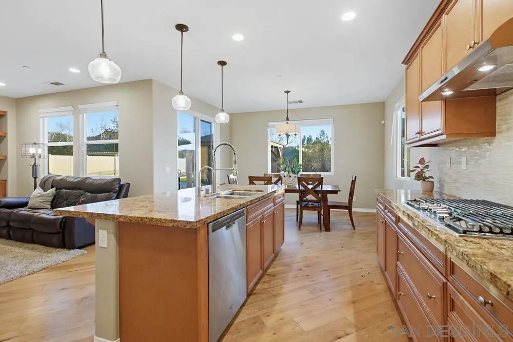 14127 Winged Foot Circle Valley Center, CA 92082 - Photo 15 of 72