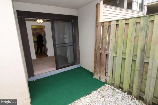 $1,500 | 8600 A Village Square Drive, Unit A, Alexandria, VA 22309