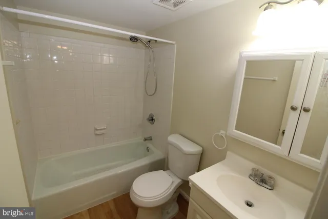 $1,500 | 8600 A Village Square Drive, Unit A, Alexandria, VA 22309