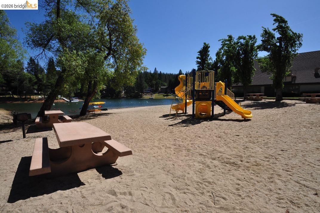 6-234 Ferretti Road Groveland, CA 95321 - Photo 32 of 36 a view of outdoor space with seating
