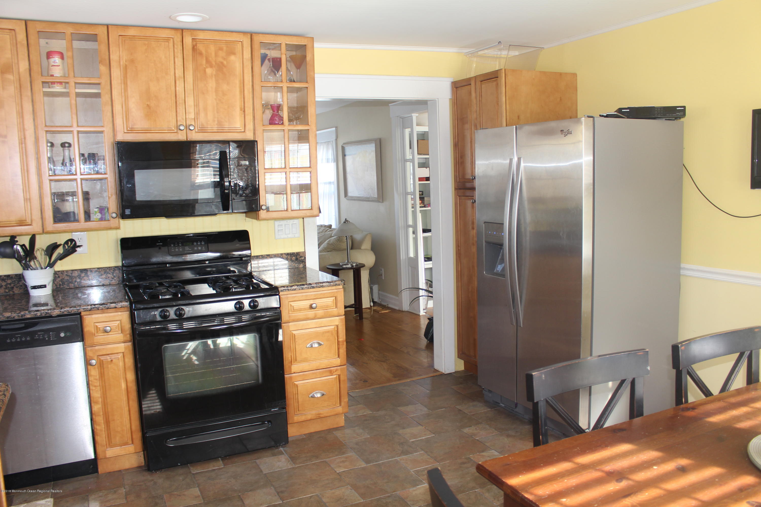 402 Morrisey Road Neptune Township, NJ 07753 - Photo 12 of 18 Kitchen
