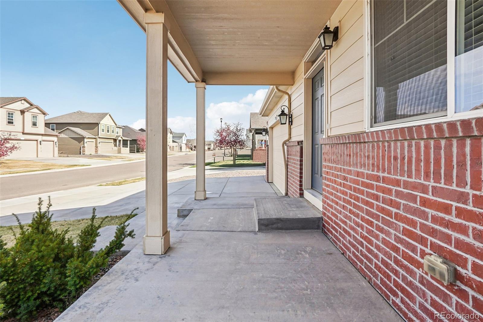 5230 Silver Maple Street Brighton, CO 80601 - Photo 4 of 50