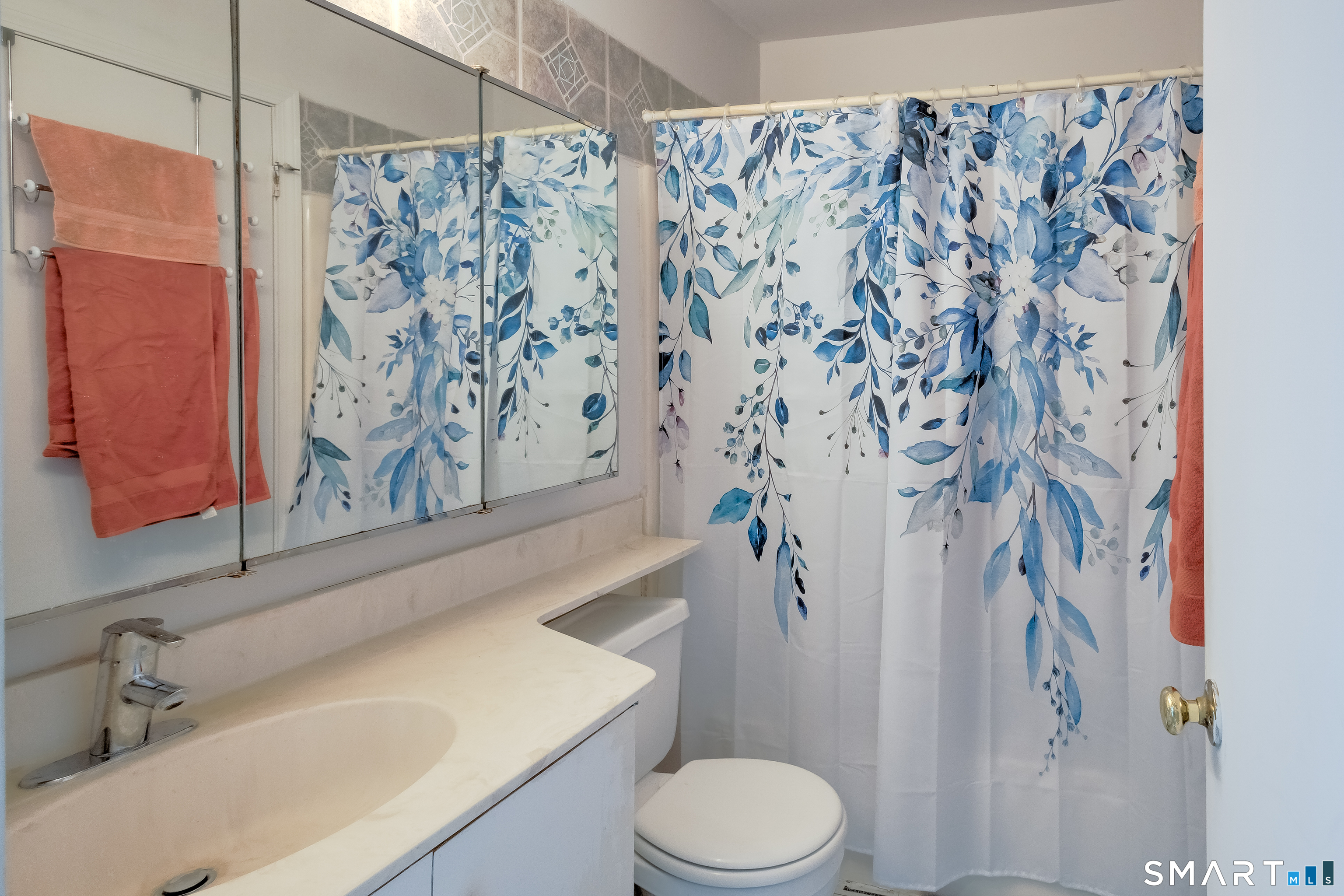 81 Deer Run, Unit 81 Bethel, CT 06801 - Photo 17 of 23
