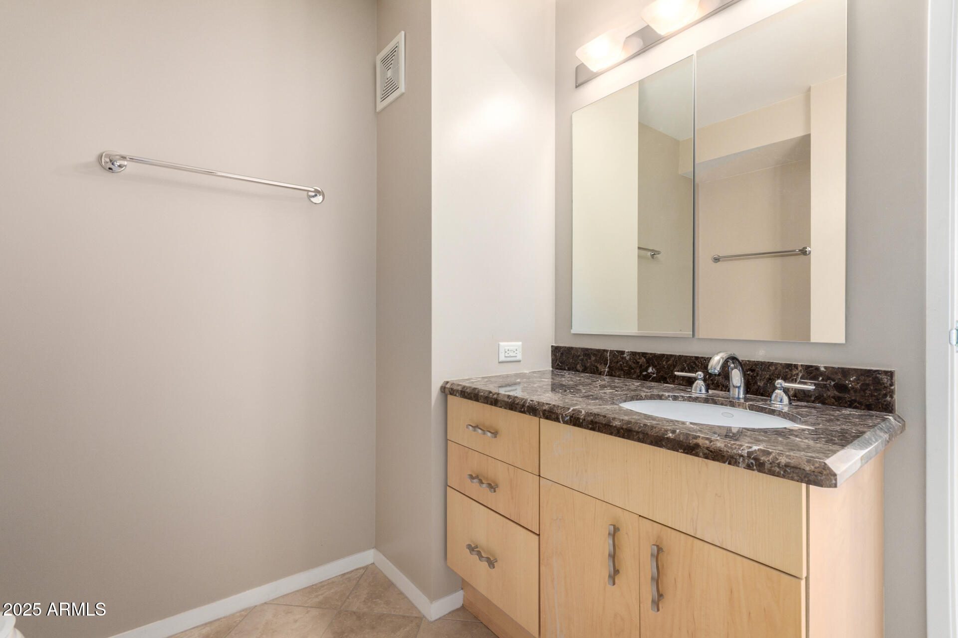 4808 North 24th Street, Unit 1127 Phoenix, AZ 85016 - Photo 23 of 37 20 24th 1127