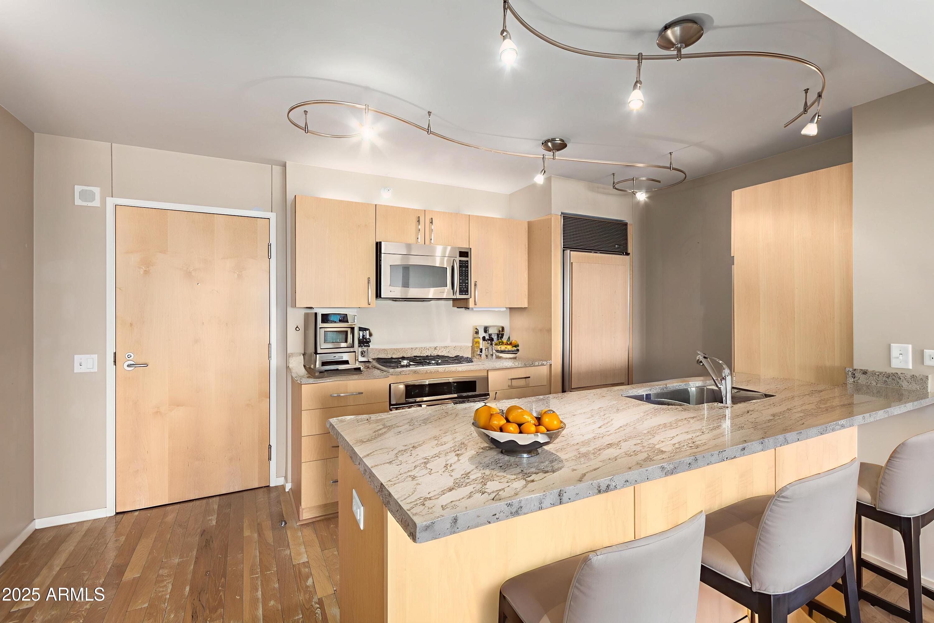4808 North 24th Street, Unit 1127 Phoenix, AZ 85016 - Photo 3 of 37 IMG_7451