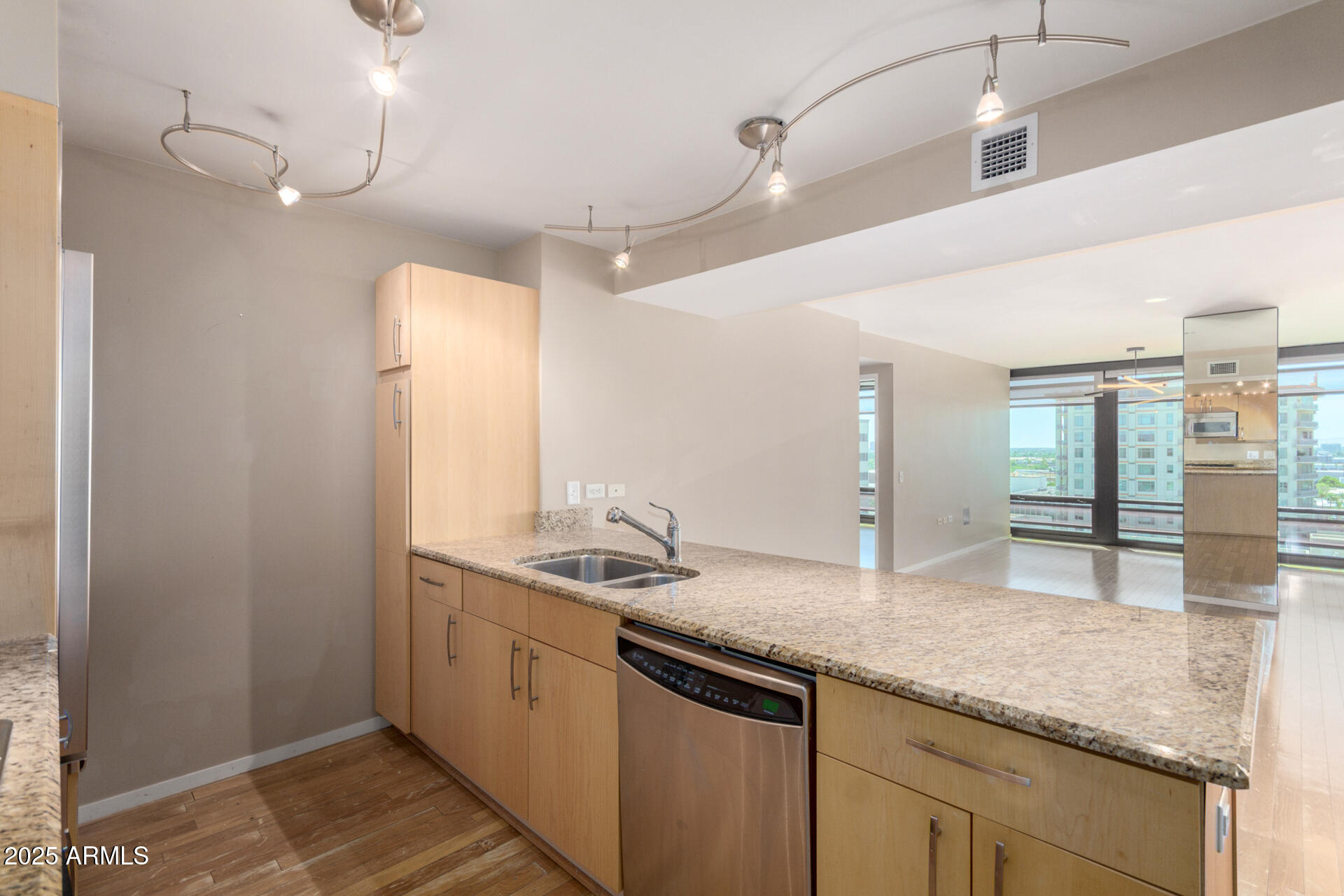 4808 North 24th Street, Unit 1127 Phoenix, AZ 85016 - Photo 10 of 37 11 24th 1127