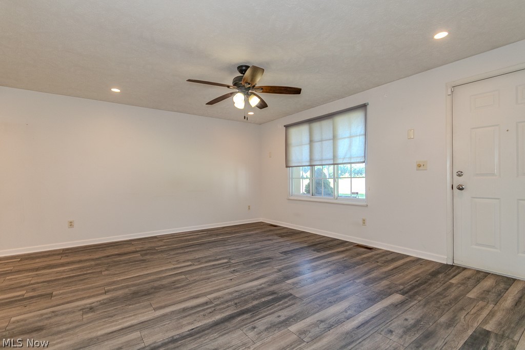 228 Park Road Painesville, OH 44077 - Photo 5 of 40 Gallery Image 5