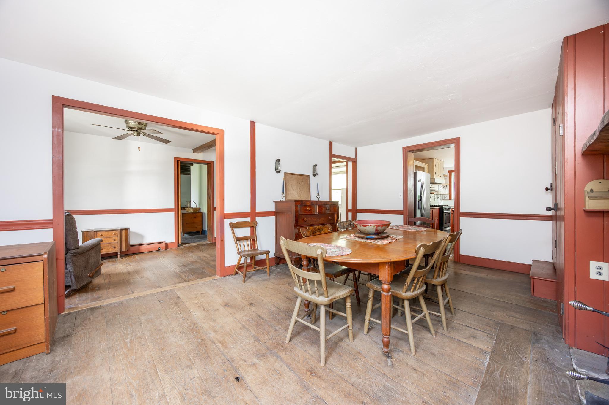 1011 State Road Lincoln University, PA 19352 - Photo 19 of 55 Large Dining Room