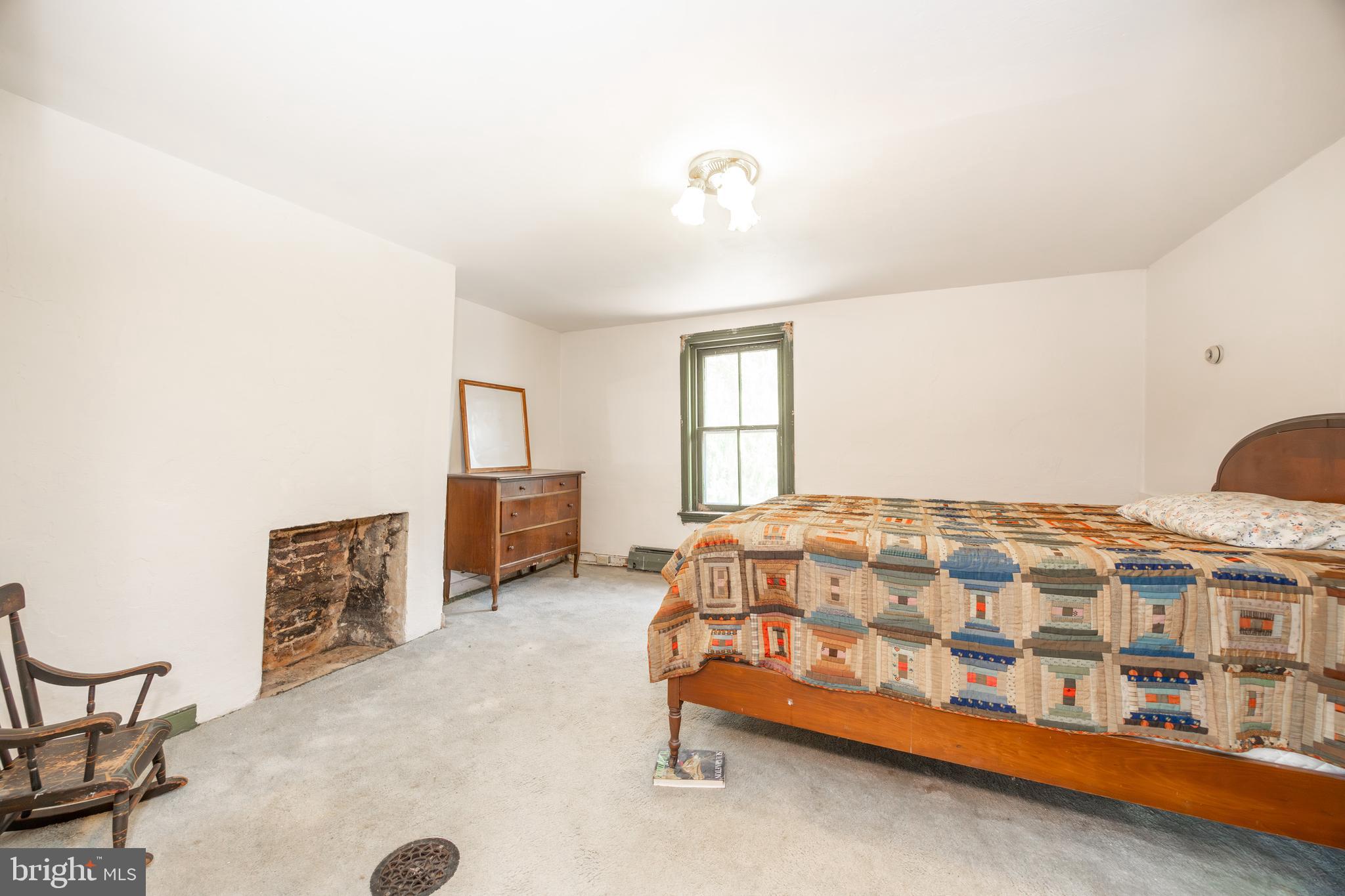 1011 State Road Lincoln University, PA 19352 - Photo 34 of 55 Bedroom 3 with non functioning fireplace