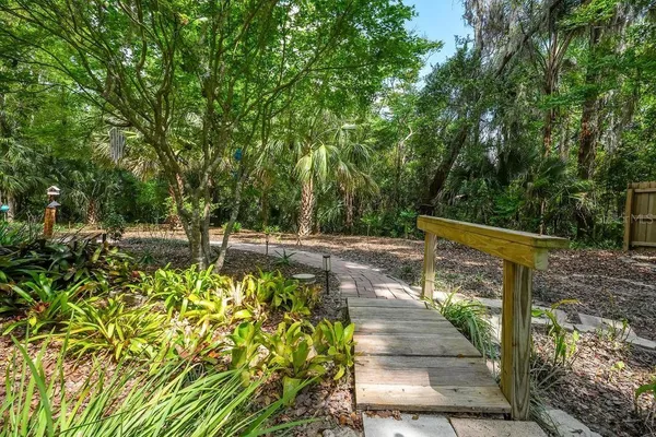 $479,000 | 658 Clark Court, Mount Dora, FL 32757