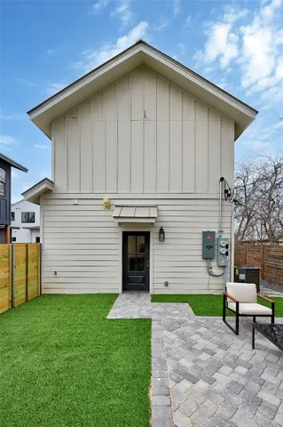 $2,995 | 4704 Enchanted Lane, Unit B, Austin, TX 78745