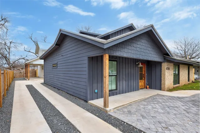 $2,995 | 4704 Enchanted Lane, Unit B, Austin, TX 78745