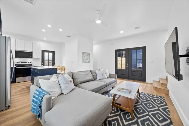 $2,995 | 4704 Enchanted Lane, Unit B, Austin, TX 78745