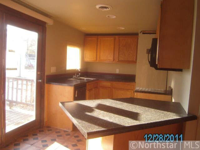220 East Gates Street Rice Lake, WI 54868 - Photo 4 of 7