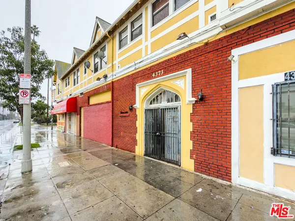 a view of building with entrance door